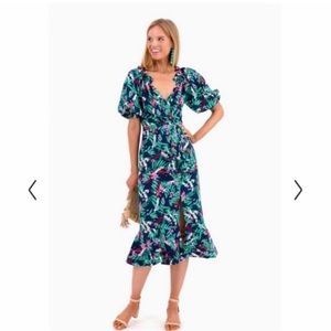 Saloni size US  10 midi dress in Midnight Faroni style.